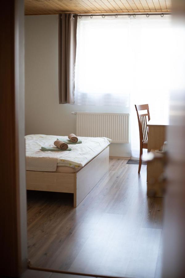 Guest House Fleurs Liptovsky Mikulas Exterior photo